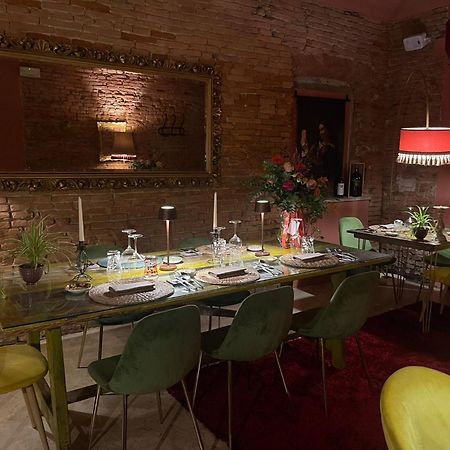 Art Suite Gallery - Tuscany - Medieval Town Close To Florence, Pisa, Lucca, Chianti Zone, Versilia Santa Maria a Monte Ngoại thất bức ảnh